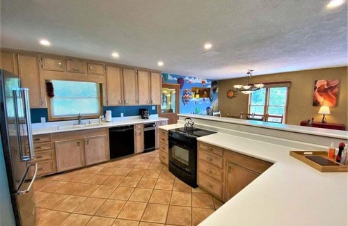 Durango - Purgatory House | Spacious & Secluded Home with Incredible Mountain Views, Private Hot Tub & Sauna