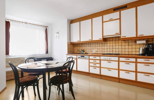 Donaustadt Apartment | Spacious Smart Home Vienna