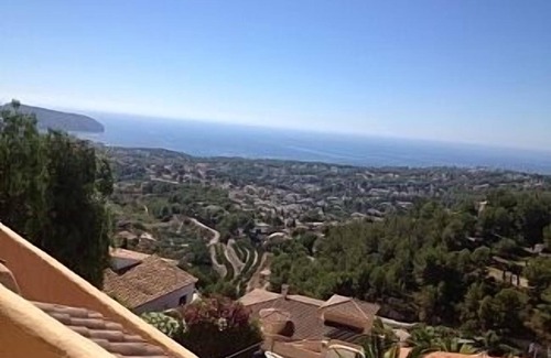 Benimeit Villa | Spacious South Facing 4 Bedroom Villa, Jacuzzi (optional booking), Sea Views