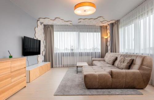 Palanga Apartment | Spacious Spot I Workspace I Free Parking I ᴄᴏʜᴏsᴛ