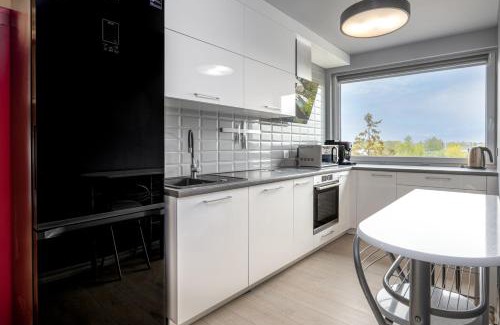 Palanga Apartment | Spacious Spot I Workspace I Free Parking I ᴄᴏʜᴏsᴛ