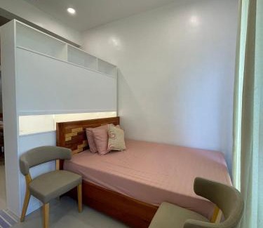 Mariveles Apartment | Spacious Studio Camaya Coast Beach Condo 203, Sea View with Balcony