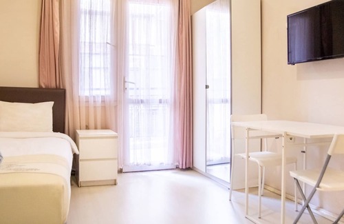 Old Town Apartment | Spacious Studio Flat in Izmir Konak