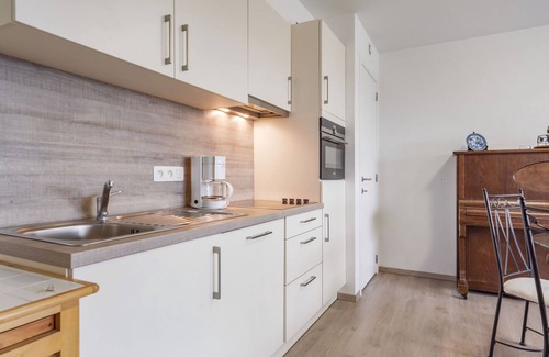 Blankenberge Apartment | Spacious studio with storage room