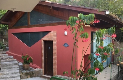 Sambaqui Apartment | Spacious Suite between the green and the sea