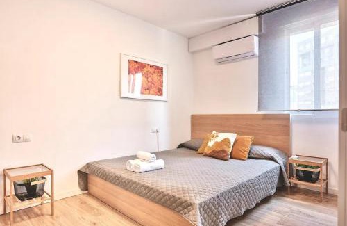 Na Rovella Apartment | SPACIOUS, SUNNY FLAT BY CITY OF ARTS & SCIENCES