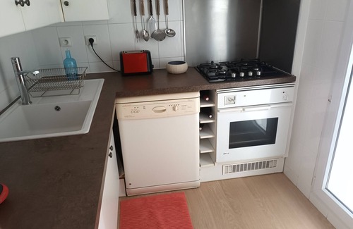 Hendaye Apartment | Spacious T2 apartment in Hendaye with parking, steps from the beach