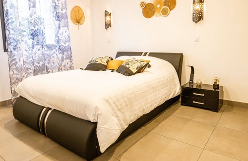 Decines-Charpieu House | Spacious T3 Grand Large