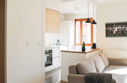 Saint-Denis Apartment | Spacious T4 with parking near Paris