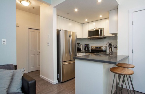 Village North Condo | Spacious & Tastefully renovated 1 Bed/1 Bath in the heart of Whistler Village