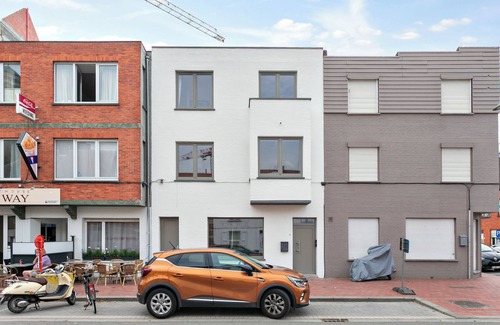Albertstrand House | Spacious terraced house, center Knokke