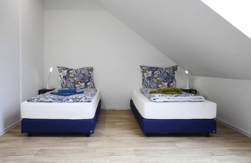 Garden House | Spacious terraced house in Lohmen with private garden