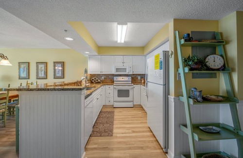 North Myrtle Beach Condo | Spacious three bedroom in Cherry Grove | Laguna Keyes - 1109