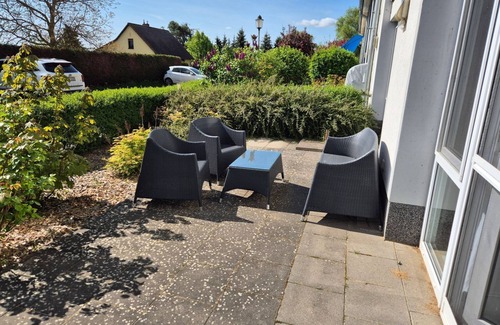 Stolpe Apartment | Spacious vacation apartment Landhof Wolgast LH-108 in a quiet village location on Usedom -