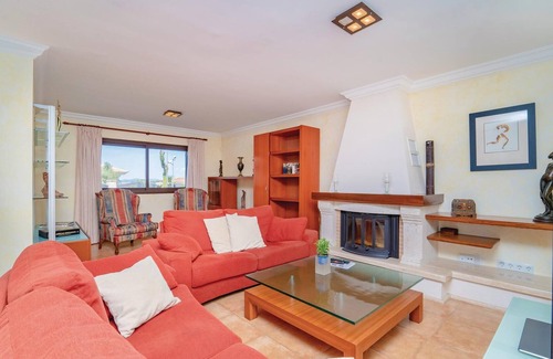 Sa Torre House | Spacious vacation villa with high quality furnishings in a quiet and privileged residential area in