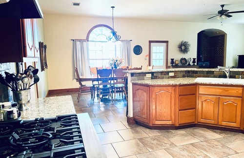 Pflugerville House | Spacious Victorian w/Game Room & Hot Tub