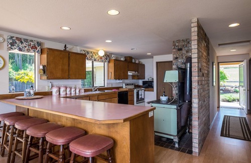 Lopez Island House | Spacious view home that captures the serenity and beauty of Lopez Island