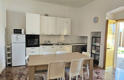 Torre San Giovanni Villa | Spacious villa Torre San Giovanni 5 minutes' walk from the sea
