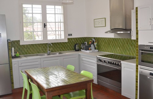 La Tremblade Villa | Spacious villa for 14 people with secure swimming pool, sea and forest walks