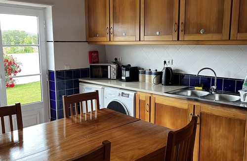 Foz do Arelho Villa | Spacious Villa In Quiet Location With Pool, Superb Views and close to village.