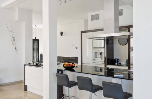 Palma de Mallorca Villa | Spacious villa in Son Vida, prime location near Palma with lovely views