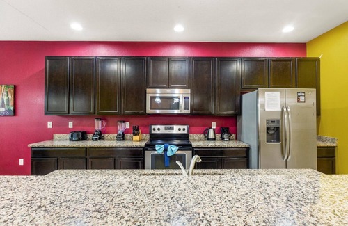Crystal Cove Villa | ✦ Spacious Villa ✦ w/Private Pool & Disney Nearby ✦