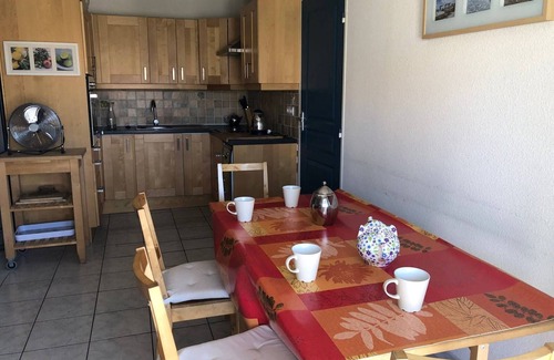 Le Barcares Villa | Spacious Villa with Pool, Sleeps 8, Near Shops & Beach in Le Barcarès