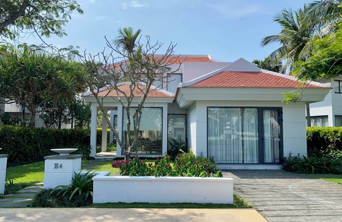 Ngu Hanh Son Villa | Spacious Villa With A Private Pool - E4