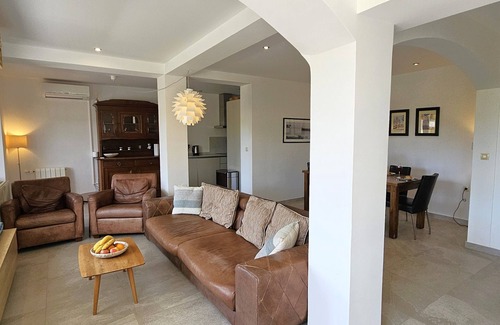 Splitska Villa | Spacious villa with private pool, sea views, terraces and gardens