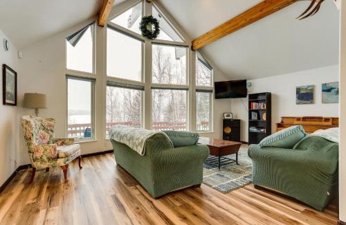 Wasilla House | Spacious Wasilla Home about 1 Mi to Boat Launch!