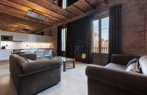 Eixample Apartment | Spaciousness and luxury in the center