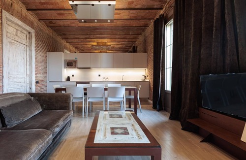 Eixample Apartment | Spaciousness and luxury in the center