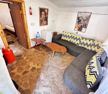 Kiserian Apartment | Spanish cave house