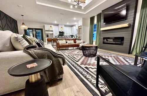 Tallahassee House | Sparkling brand new home 4.9 miles from Doak Campbell Stadium