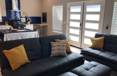 North Hilltop Cottage | Sparkling Clean New Home Near Bethel, Sleeps 8
