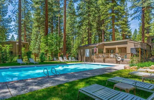Incline Village Condo | Sparrow's Nest-Walk to Hyatt Comm Hot Tub CDC0622