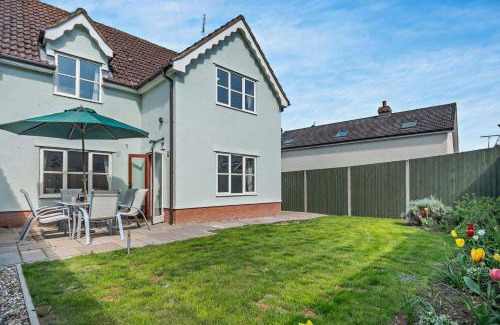 Martlesham House | Sparrows Nest Woodbridge