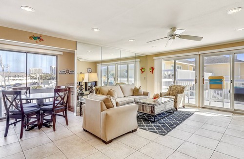 Holiday Isle Condo | SPC 2136 - Upstairs 2 BR - Beachside - Sleeps 6 by RedAwning