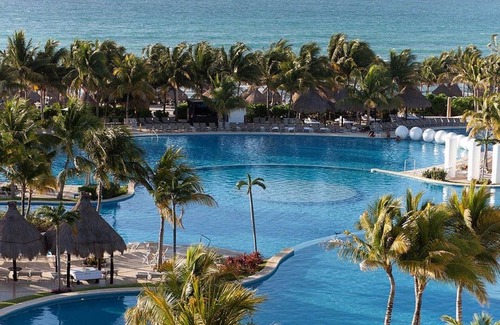 Villa Juarez Condo | SPECIAL 3BR/3BA GrndLuxxe Suite, AVAIL NOV 1-8 '20 Riv.Maya, Golf, Massage, Fab!