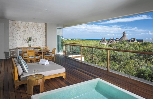 Villa Juarez Condo | SPECIAL 3BR/3BA GrndLuxxe Suite, AVAIL NOV 1-8 '20 Riv.Maya, Golf, Massage, Fab!