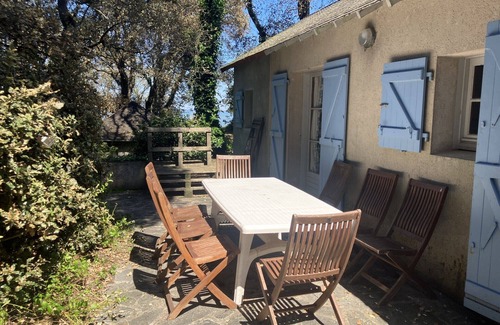 Noirmoutier-en-l'Ile Villa | * Special offer until 30/09/25. Sea view, direct beach access via garden gate 10%.