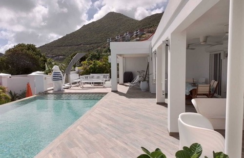 Dawn Beach Estates Villa | Special offer for HAPPY NEW YEAR For 8 VIP GUESTS IN 4 ROOMS AMAZING TIME