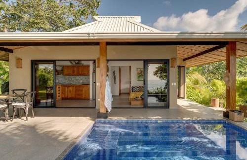Mal Pais Villa | Special Offer - Luxury Villas, sleeps 11, 3 pools