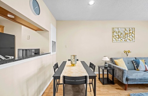 Dilworth Condo | Special Right Now - Quiet Condo For Extended Stays Near Restaurants & Shops