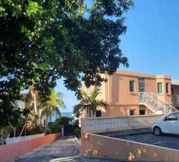 Pelican Key Apartment | Specious 2 bedroom in Pelican Key near the beach