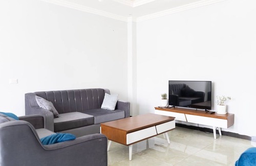 Kirkos Apartment | Specious apartment offers accommodations right in the heart of Addis!