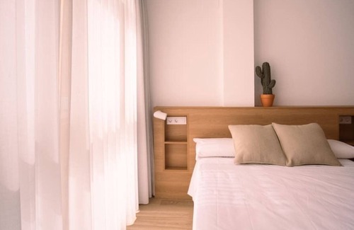 Puig Apartment | Spectacular renovated studio facing the sea