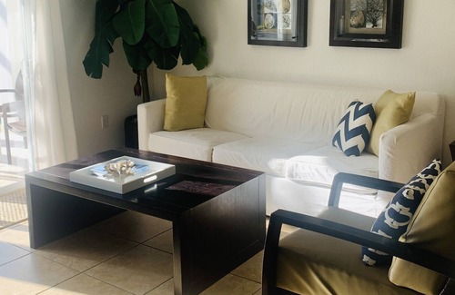 Bimini Islands Villa | Spectacular 2 Bedroom /2 Bath Bottom Floor Corner unit