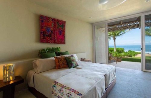 Troncones Villa | Spectacular beachfront villa