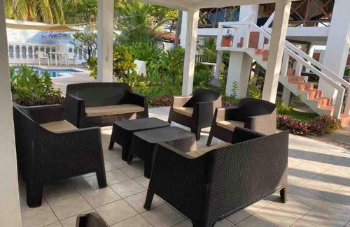 El Porvenir House | Spectacular frontbeach house